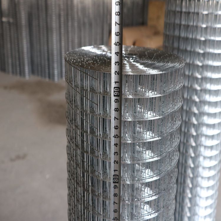 Square Hole 0.8m - 1.5m Height Welded Wire Mesh Rolls PVC Coated For Ram Wire