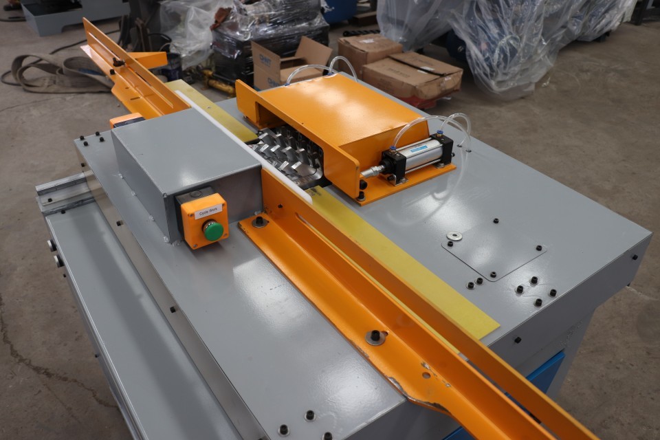 Wooden Pallet Notcher Machine,Double Pallet Notching Machine, Pallet Stringer Notcher