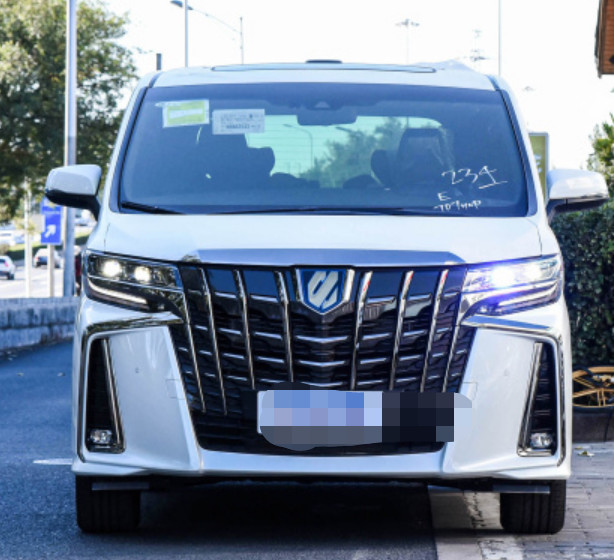 Toyota Alphard 2023 Dual Engine 2.5L Zhenxiang Huangjin version home 5 Door 7seats MPV