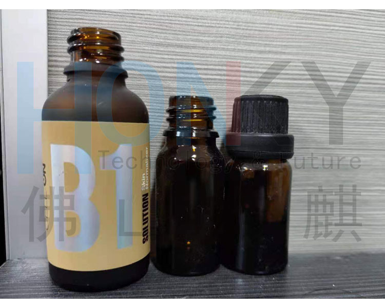 Desktop Semiautomatic 10ml Spray Essential Oil Filling And Capping Machine With Ceramic Pump For Cosmetic Massage Oil