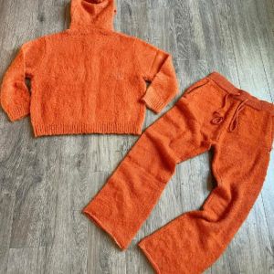 China Lightweight Oversized Sweat Suits Mohair Zip Up Mens Hoodie And Jogger Set Sweat Wicking on sale