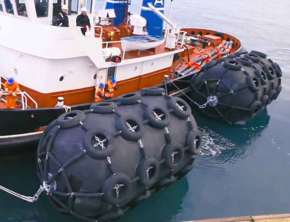 50Kpa Pneumatic Rubber Fender Yokohama Rubber Marine Fenders
