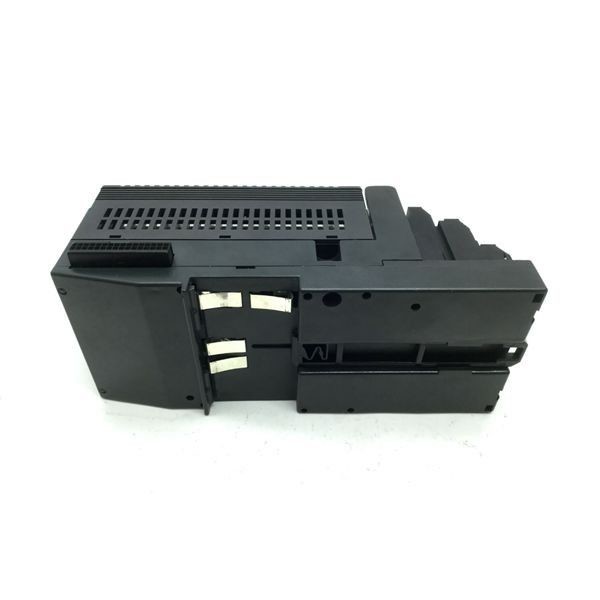 GE IC200ALG264 is a 15-Point Analog current input module 5 VDC from PLC