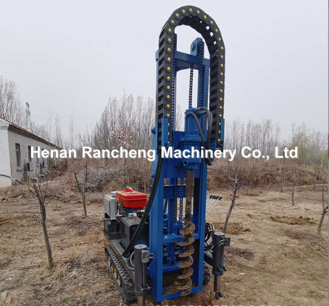Rubber Crawler Mounted Solar Pile Driver 25HP Diesel Engine 30m Piling Depth