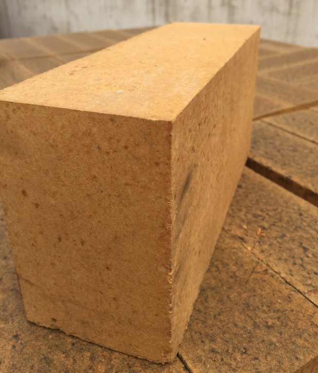 Top Performance Magnesia-Zirconia Refractory Bricks for Demanding Industrial Applications