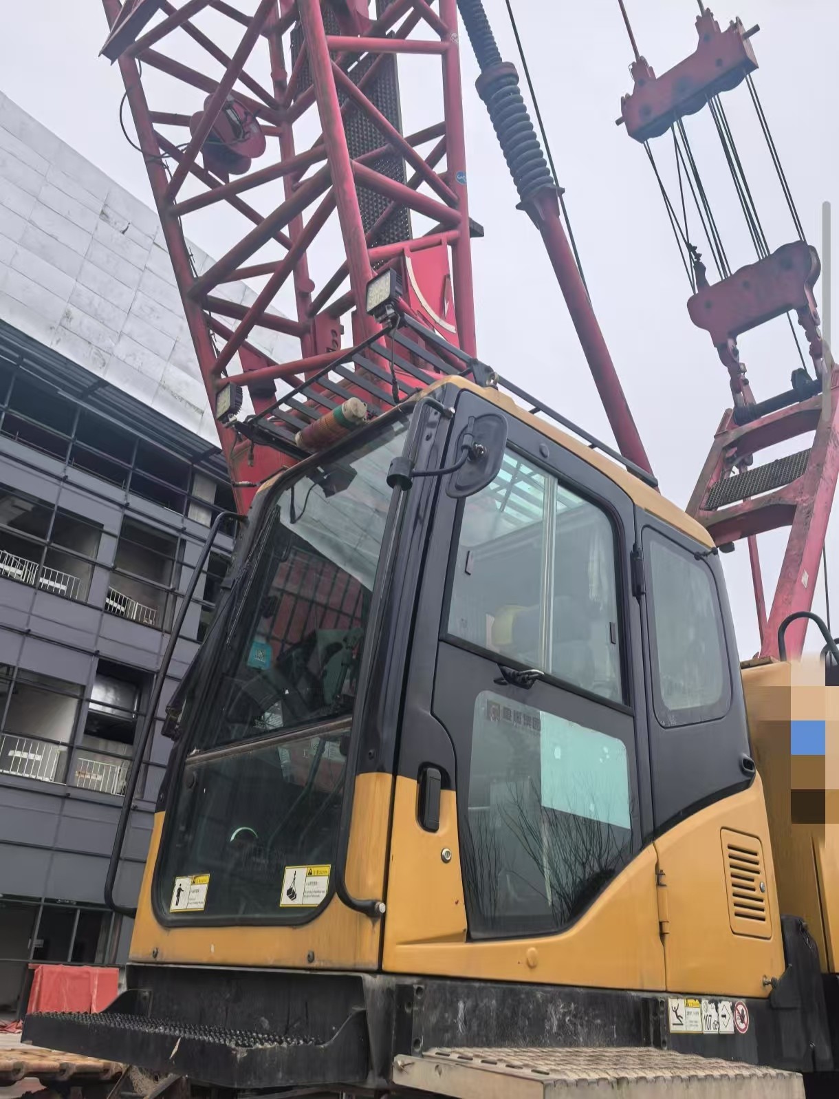 Second Hand 135 Ton Used 2020 Crawler Crane With Low Energy Requirements