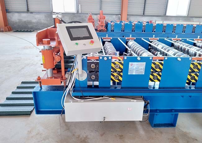 Steel Panel Roof Tile Roll Forming Machine