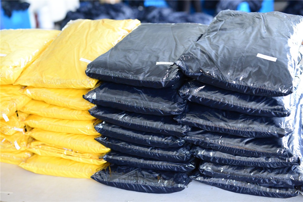 RAINWEAR 100% Waterproof Rubberized PVC Rainsuit with Hooded 2019 Popular Models