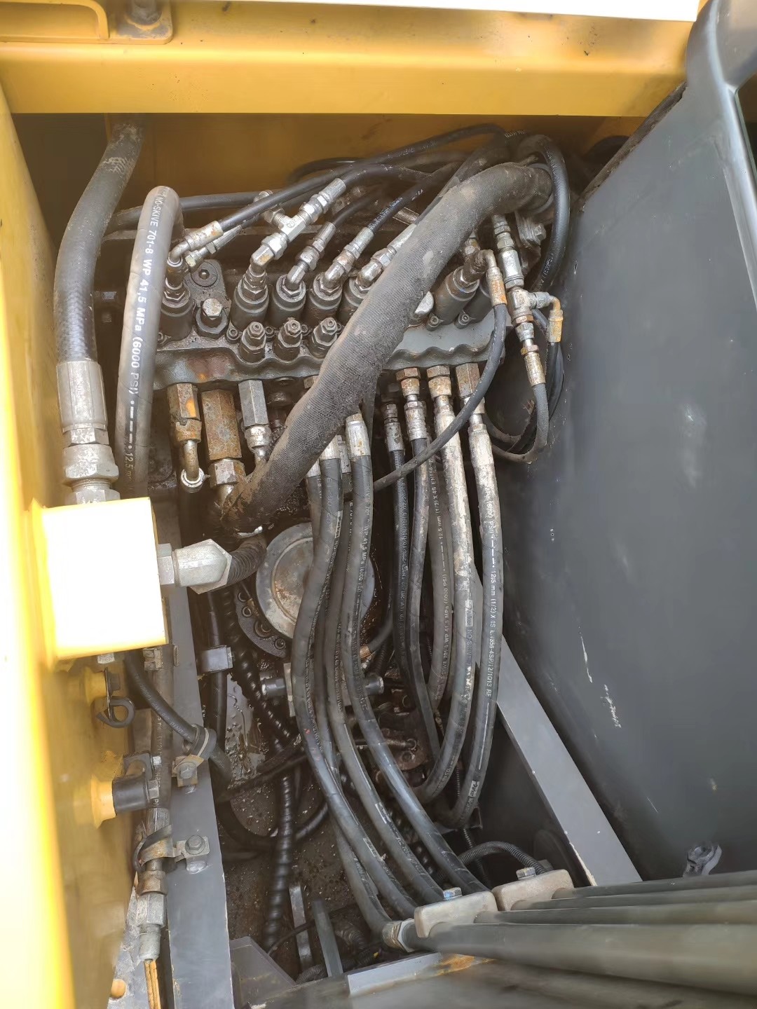 Used 8 Ton Volvo Excavator Well Maintained Availbale Today At A Discount Price