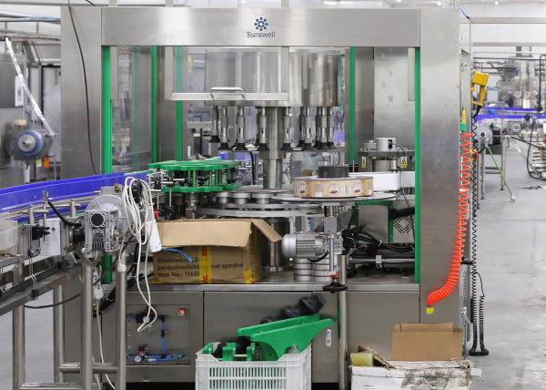 OPP Round Bottle Hot Melt Glue Labeling Machine For Plastic / Glass Bottle