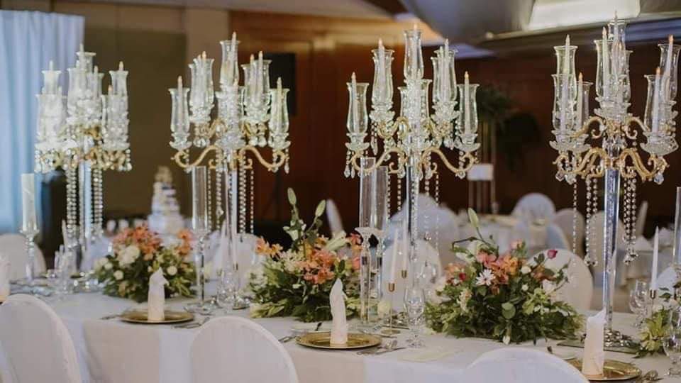 ZT-267G New wedding gold tall crystal candelabra centerpieces