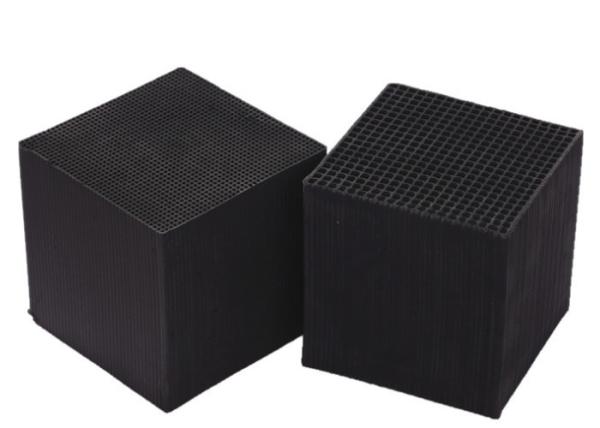 Wall Thickness 1.0mm Activated Carbon Honeycomb , 100X50X50mm 1.5mm Carbon