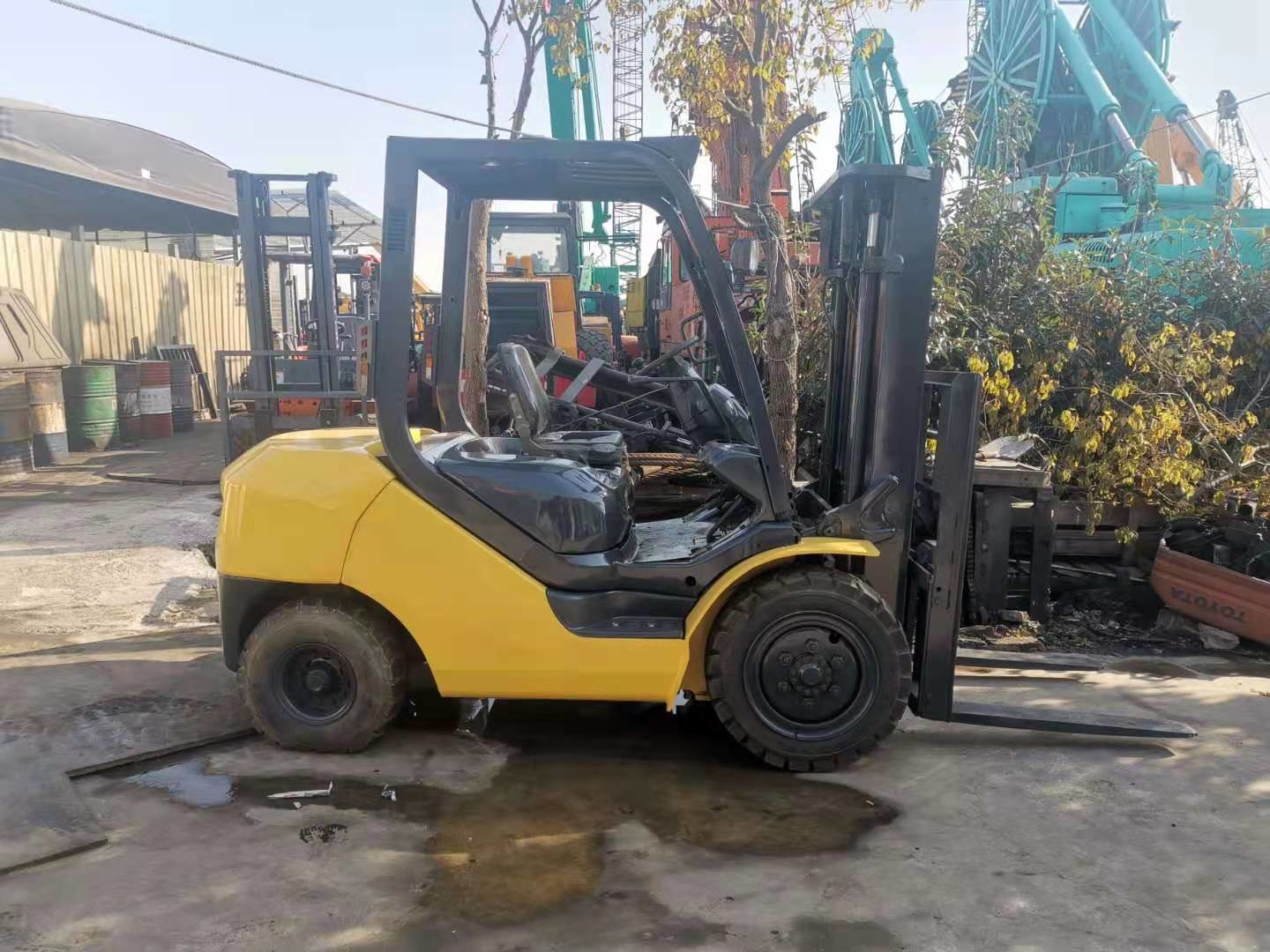 Yellow 3M Gantry 3T Komatsu Fd30 Used Diesel Forklift