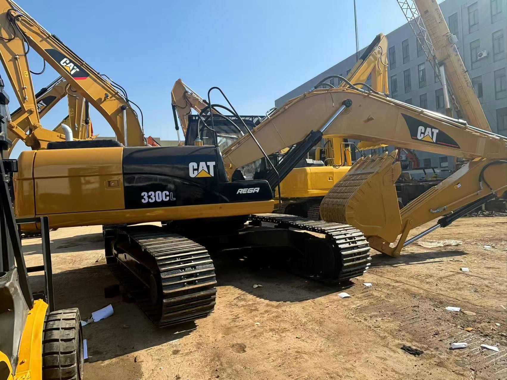 30 Ton Cat 330CL Construction Second Hand and Heavy Duty Mining Digger