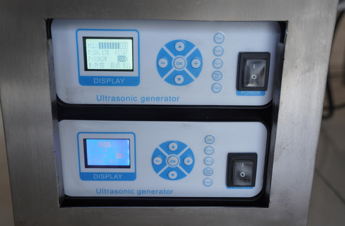 30-70 Bags / Min VFFS Desiccant Packaging Machine Linear Weigher Ultrasonic Sealing PLC Control