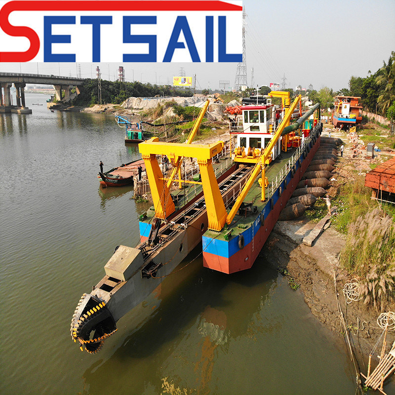 Durable 22 Inch Cutter Suction Dredger with Hydraulic Control