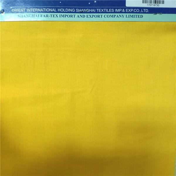 Light Yellow Polycotton Dyed Fabric Not Easy Fade Health And Safety 45X45 Yarn