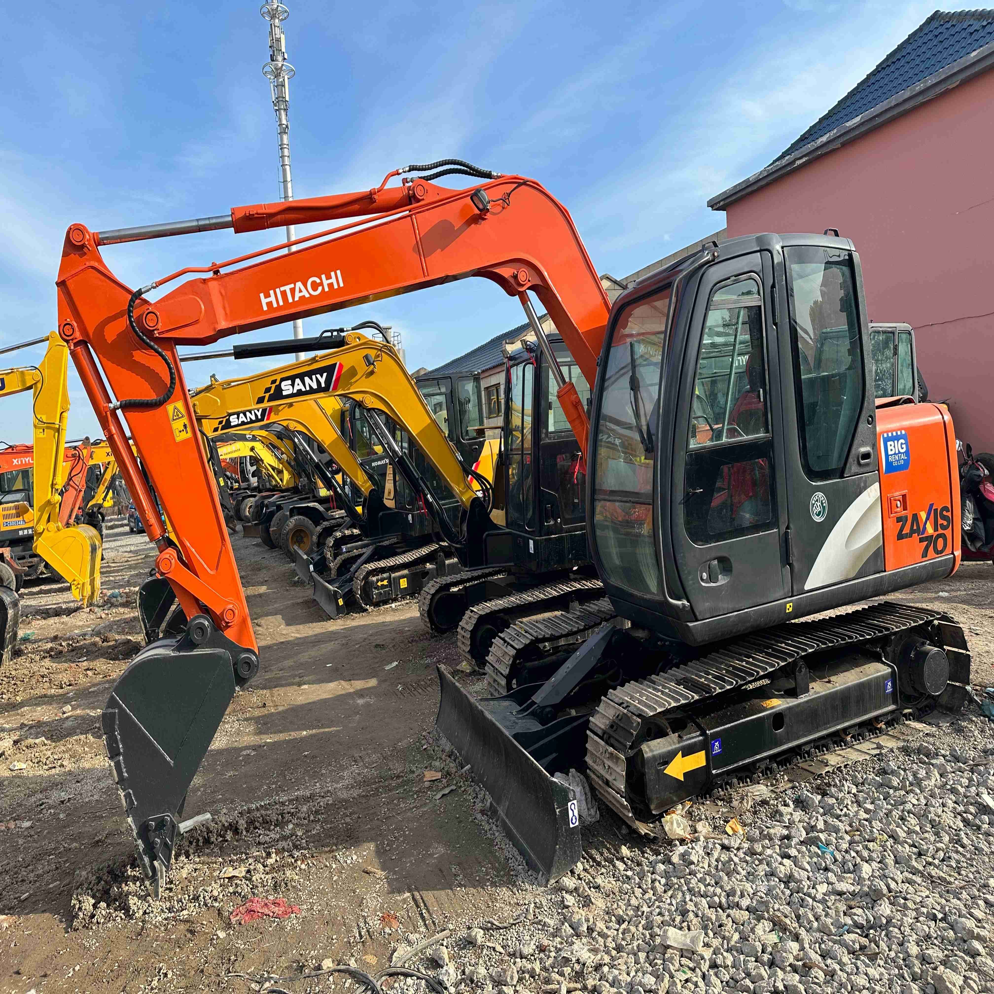 Used Mini Excavator Hitachi ZX70 Secondhand 7t Original Crawler Tracked Digger