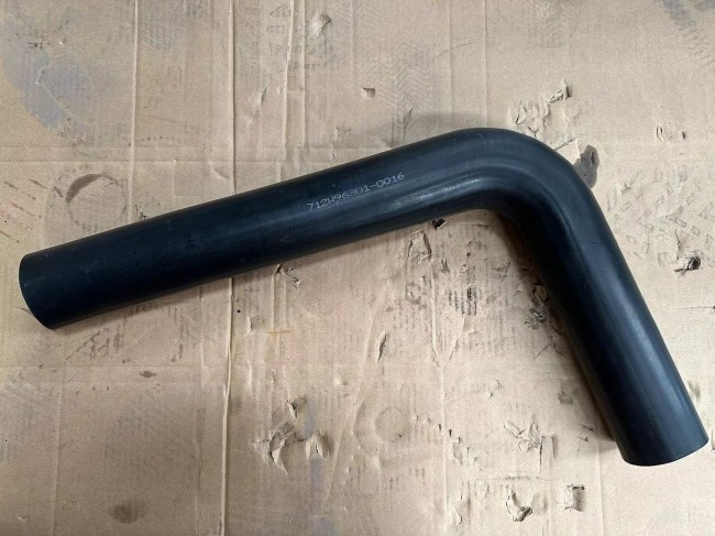 Radiator Hose Pipe 712W96301-0016 HOWO Truck Parts HOWO T5G C7H