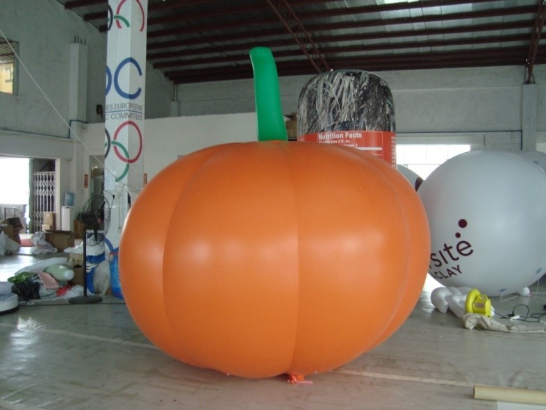 Inflatable Vegetable Shaped Balloons , Air Tight 2.5m Inflatable Pumpkin
