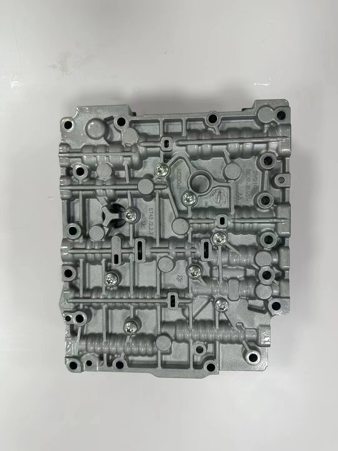 new remove MPS6 6DCT450 6DCT451 Valve body assembly not include control module for Valve body assembly2006-2018 XC60 1.6T 2.0T