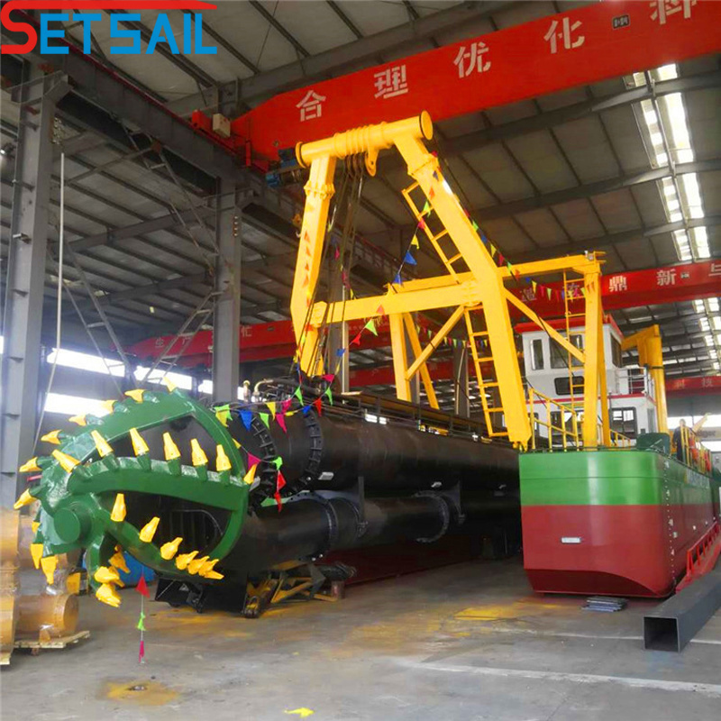 Diesel Engieng Power Cutter Sucton Dredger for River Sand Dredging