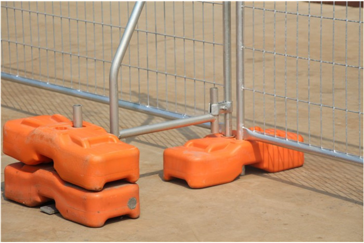 Hot Dipped Galvanized Temporary Chain Link Fence Panels Low Carbon Steel