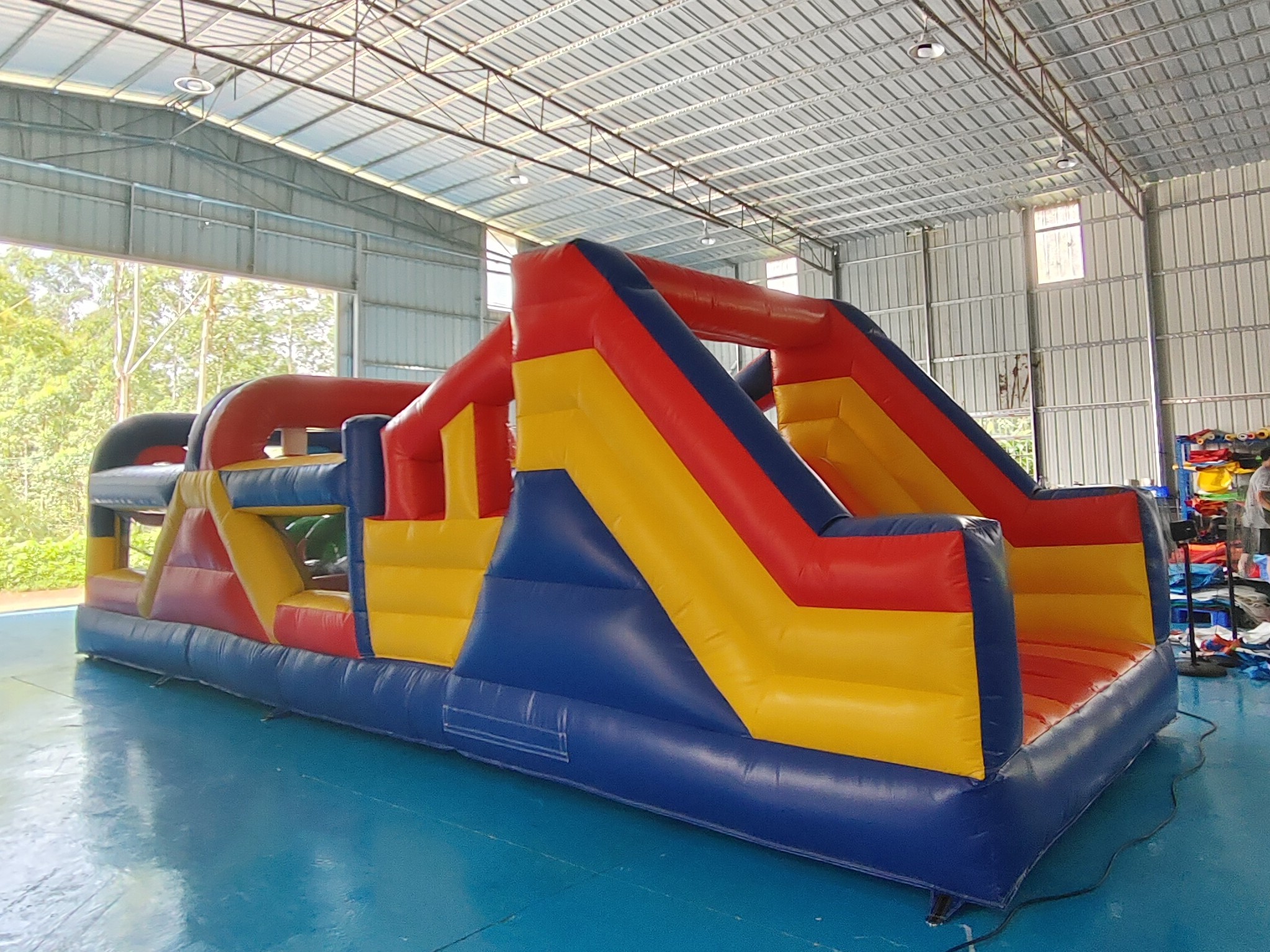 Commercial Grade PVC Tarpaulin Giant Inflatable Obstacle Courses Inflatable Fun City For Outdoor