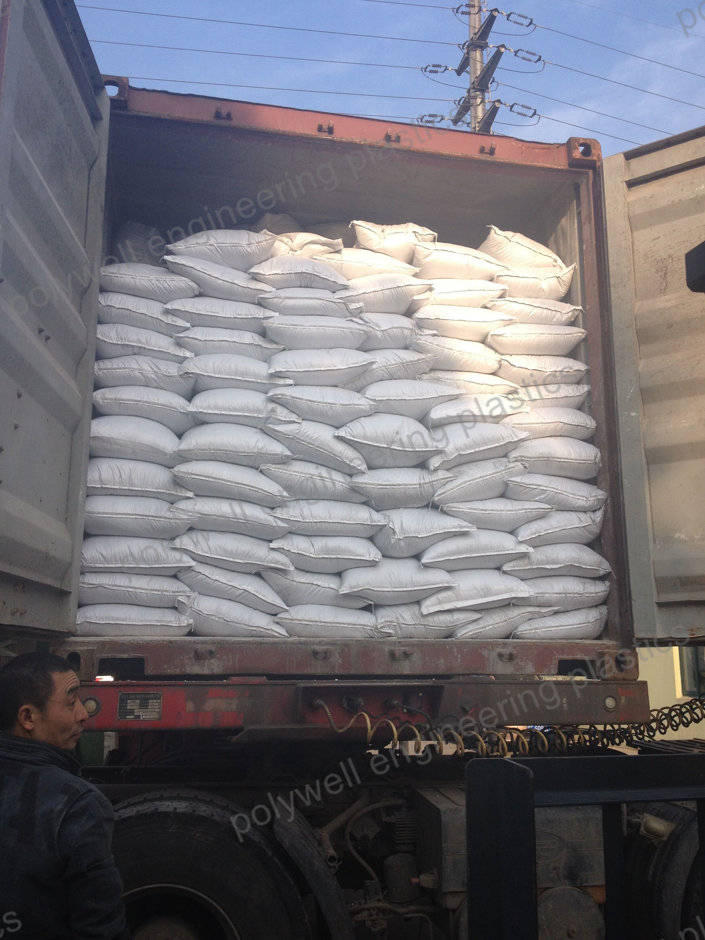 Extrusion Grade Glass Fiber Reinforced Nylon 66 Polyamide PA66 GF25 Granules Good Wear Resistance