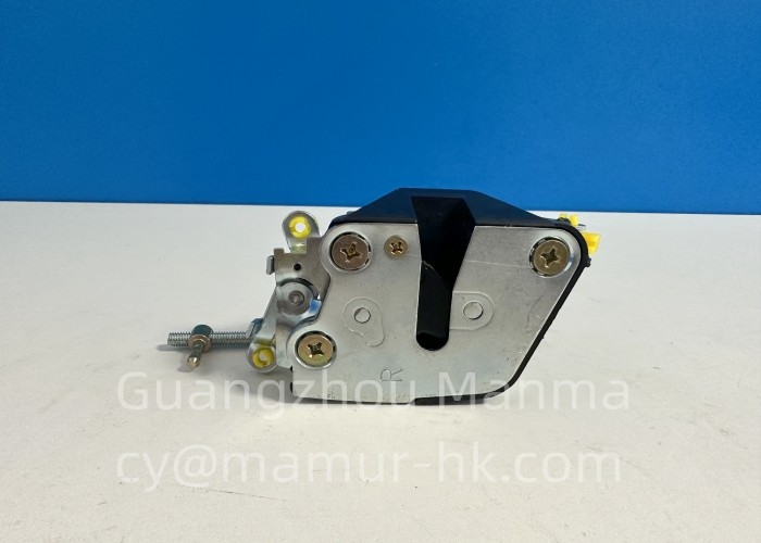 Door Lock ISUZU Truck Parts For NKR JMC 1030 8-97852412-3