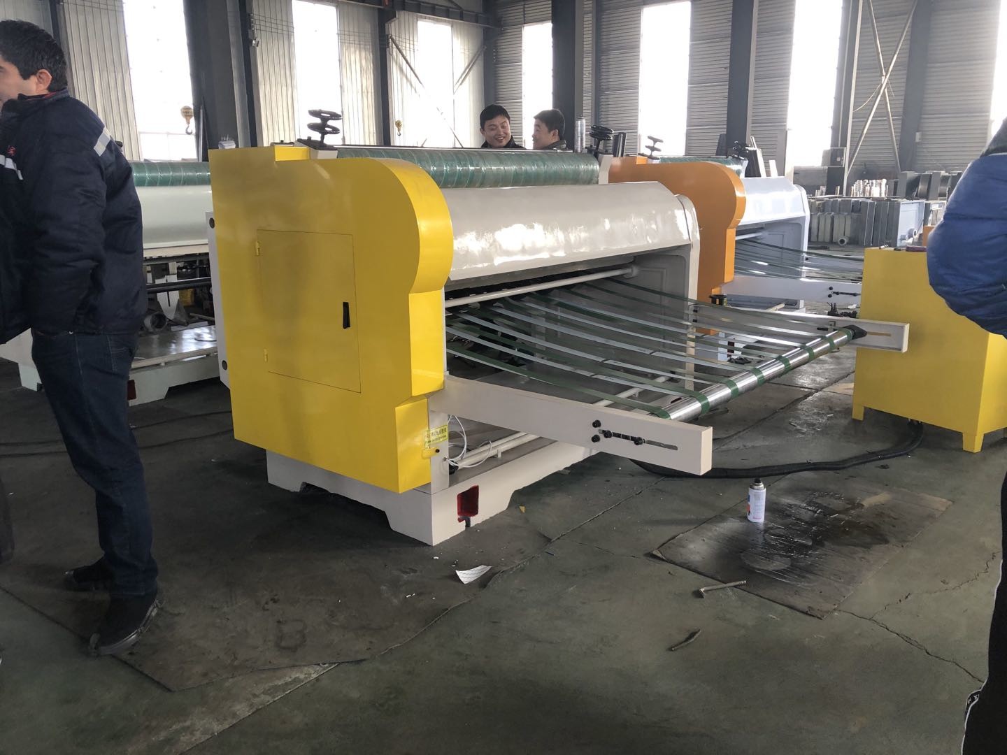 Reel Corrugated Cardboard Sheet Cutting Paperboard Cutter , Corrugated Paper Cutting Machine