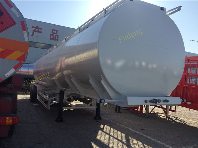 45000-50000 Litres 3 Axle Semi Trailer , Oil Tanker Vehicle CE Certified