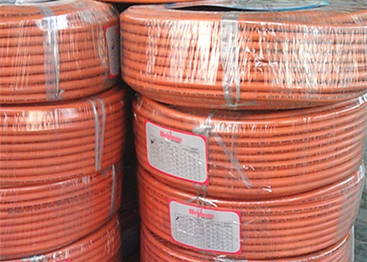 1/4" Inch Flexible Propane Gas Hose , flexible gas hose Orange Color