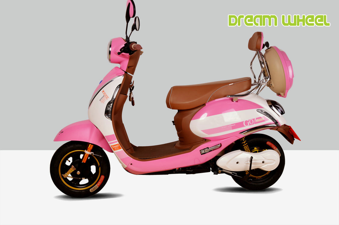 500 Watt Electric Pedal Moped Scooter For Adults 38km/H 79Kgs