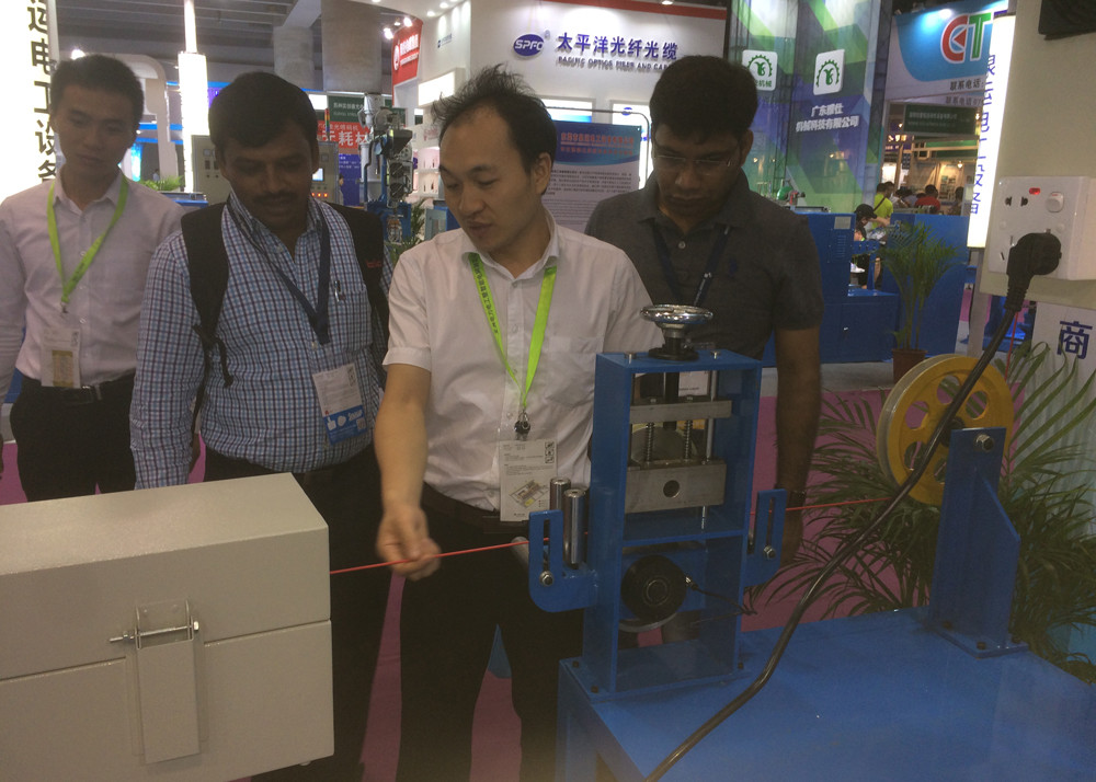 High Speed 630 PVC / PE core Cable Wire Tapping Machine Line
