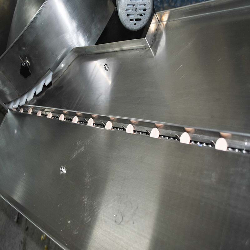 Packing Speed 1000 bag/min Automatic Packing Machinery for Customized Product Shape 45-80mm Bag Length