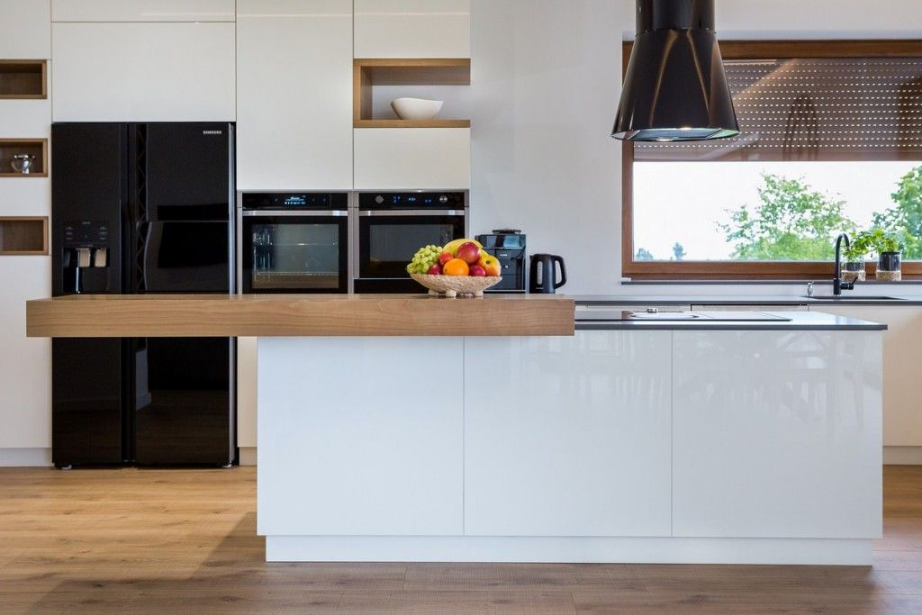 Waterproof Fireproof Customized Design Full Furniture Modern Glossy Kitchen Cabinets for Apartment