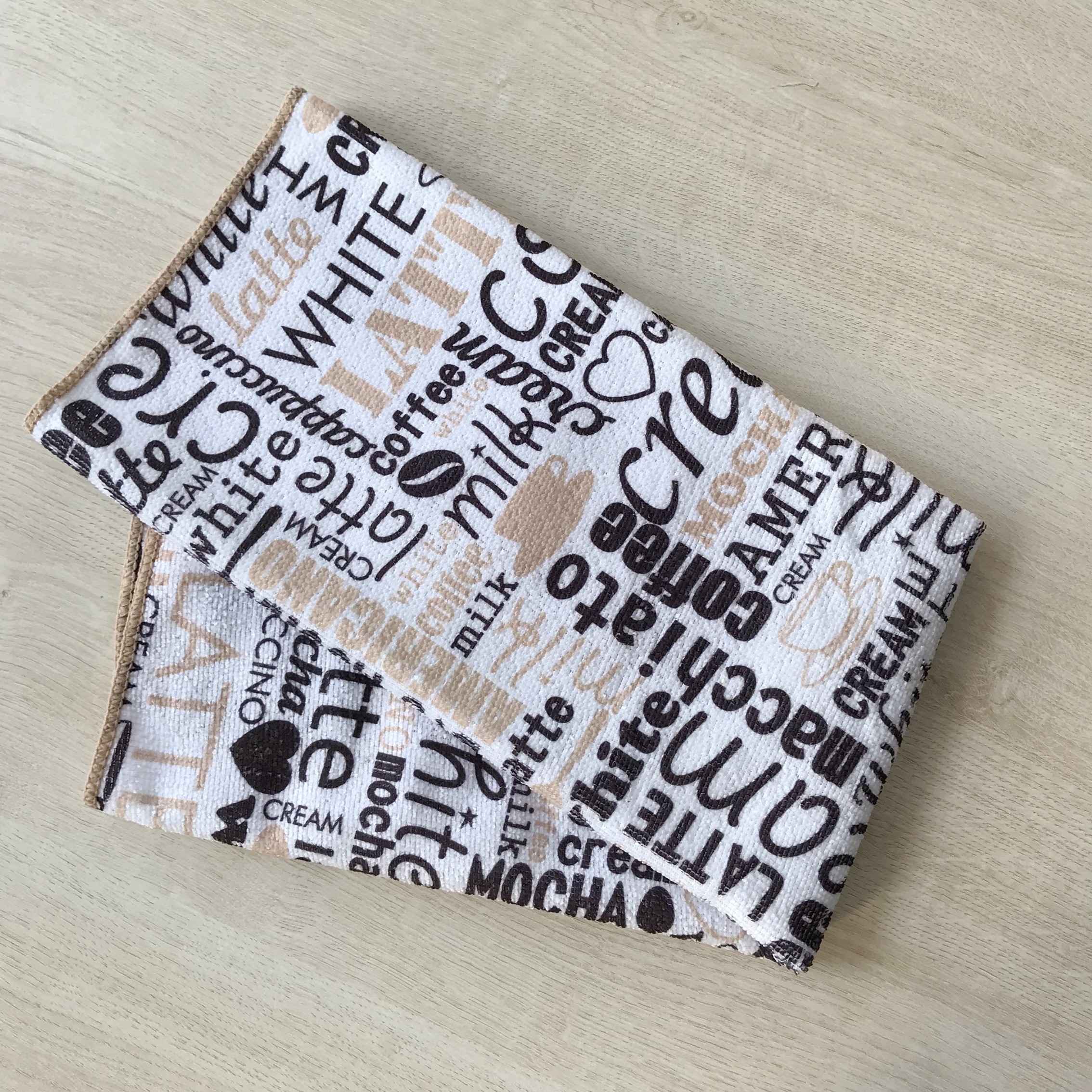 Single size printed polular microfiber dry water wipes OEM supplier with good quality
