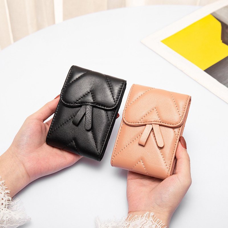 Genuine Leather Mini Cute Business Card Holder for Women Low MOQ Mix Models Advantage