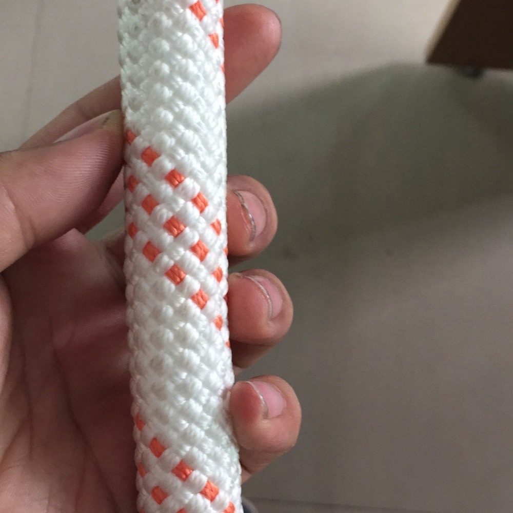 Customizable CE Mountain Climbing Rope with Hook Temperature Resistance up to 120C Max