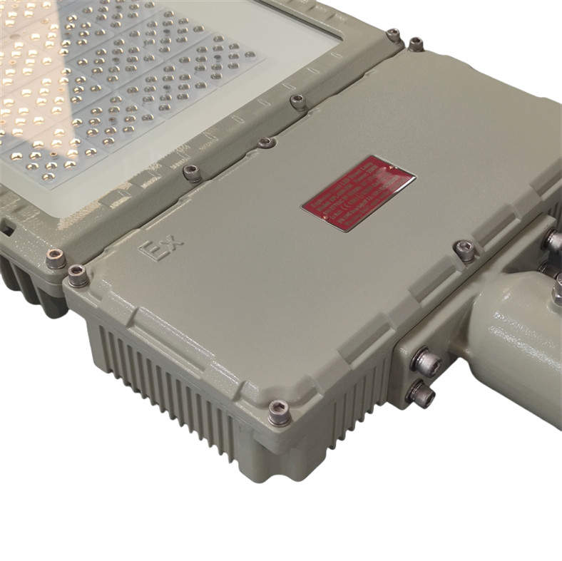 IP66 Explosion-Proof Outdoor LED Floodlight Certified By ATEX IECEx CNEX Ideal For Offshore Platforms Refineries Hazardous Plants