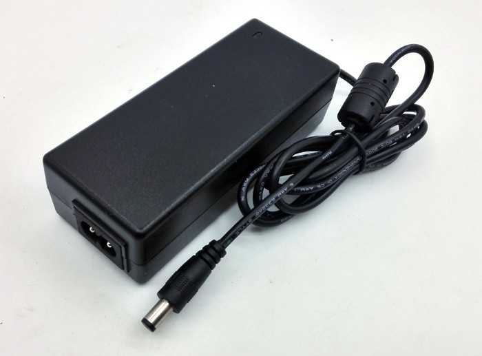 switching power supply with UK power cord Power adaptor 12 v 5 Amp desktop power supply led light strip LVD cctv