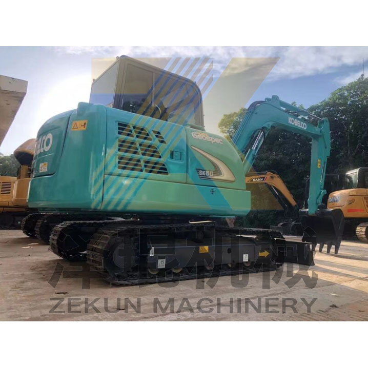 6000 KG Kobelco CX55 SK55 SK60-8 Excavator in Good Condition 2020 Year