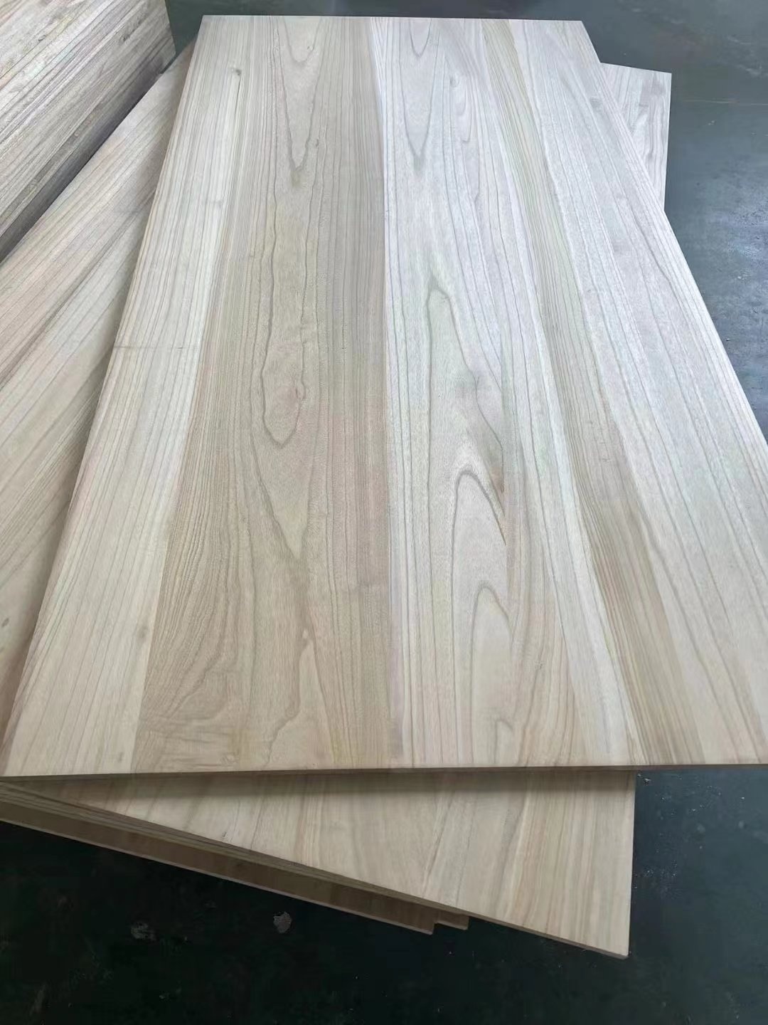 Moisture Content 8%-12% Solid Wood Board Paulownia Wood M3 for Home Office Decoration