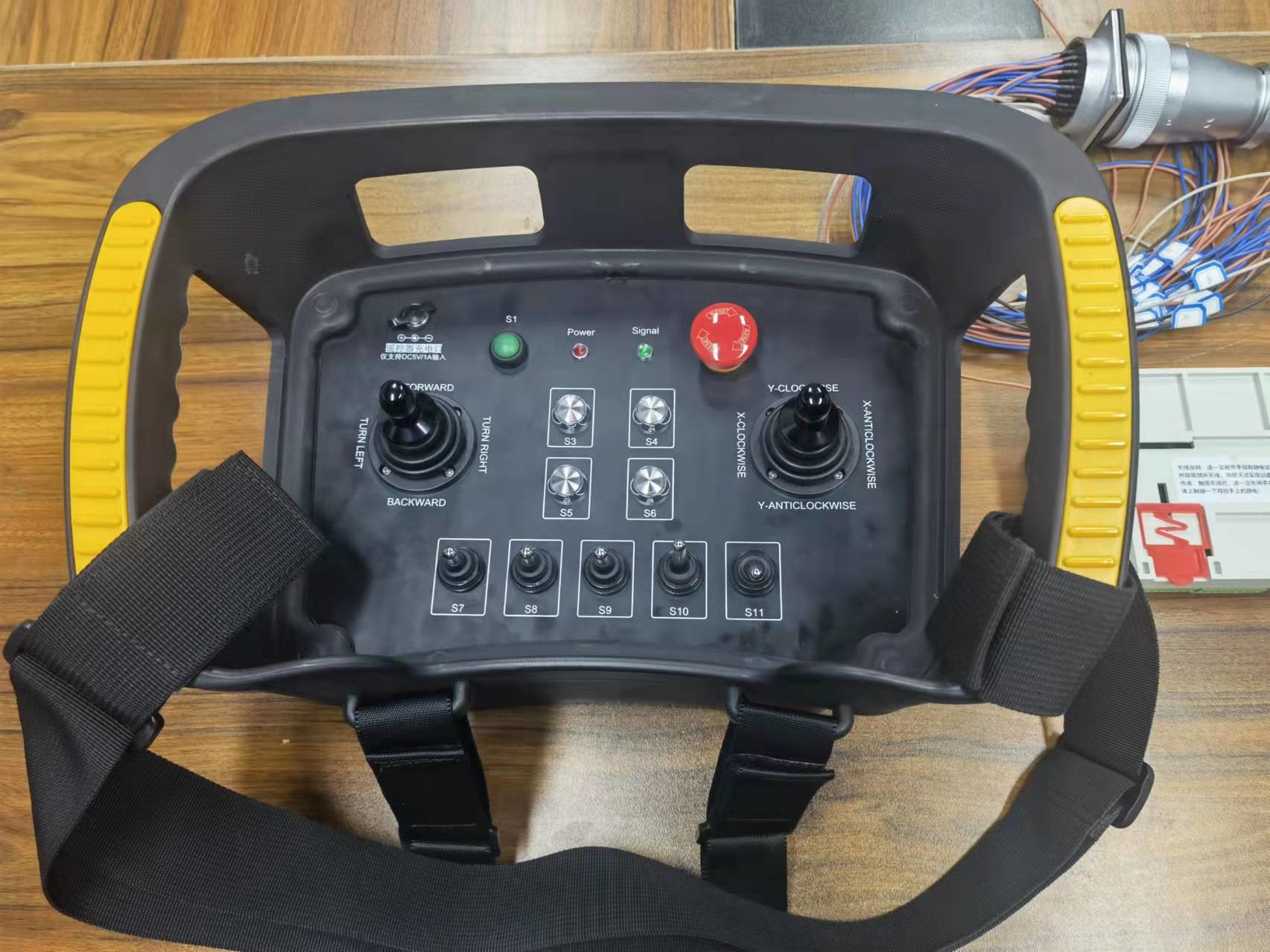 Customized Wireless Remote Control Box Style 30.5*19*11.5cm