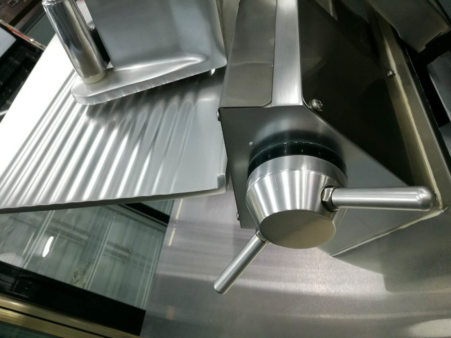 Floor Standing Automatic Meat Slicer Food Processing Equipments Rustless Aluminum-alloy And Stanless Steel