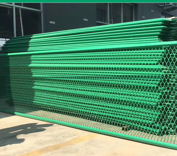 Flattened Expanded Metal Wire Mesh Fence For Road Anti-Glare Bridge Anti-Glare Mesh