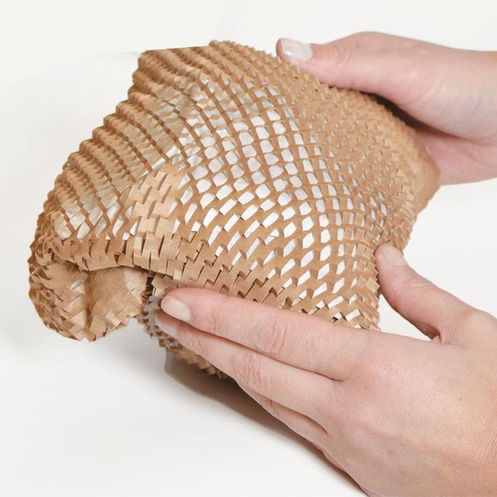 Custom Made 50CM*50M Honeycomb Wrapping Paper Eco Friendly