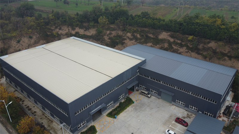 Non-Standard Shape Steel Structure Warehouse