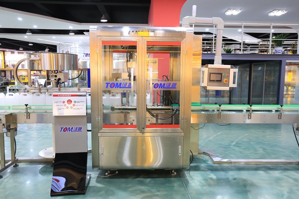 2000BPH Filling And Capping Machine Single Head Stainless Steel 304